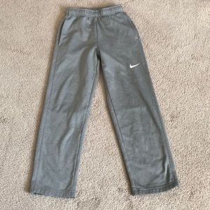 Sz L boys therma fit Nike pants